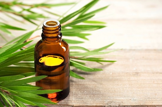 mixing tea tree oil with castor oil
