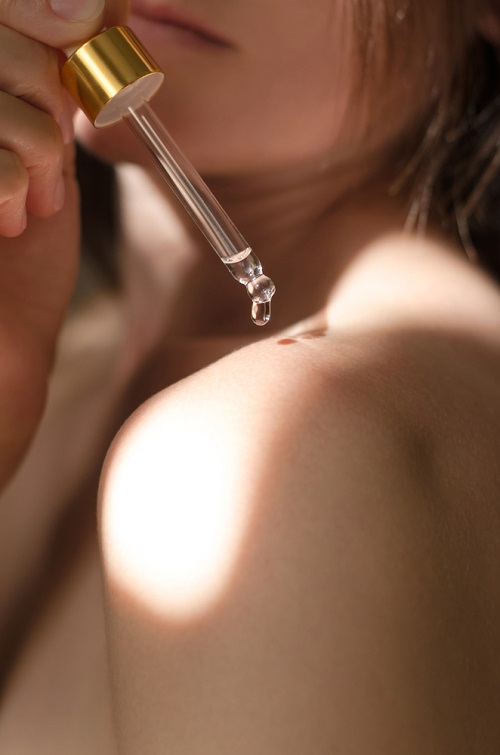 Is Castor Oil Good for Scars | Benefits and Usage 2