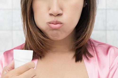 Oil Pulling With Castor Oil | Benefits and Usage 2