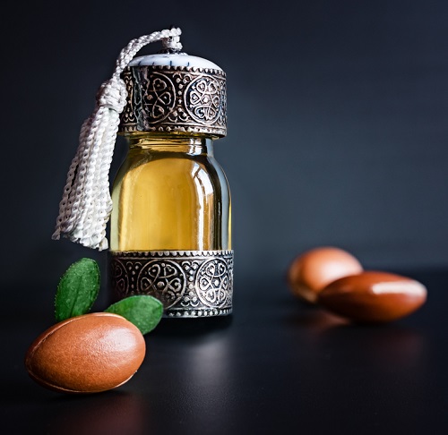 Argan Oil for Nails | Benefits & Usage 1