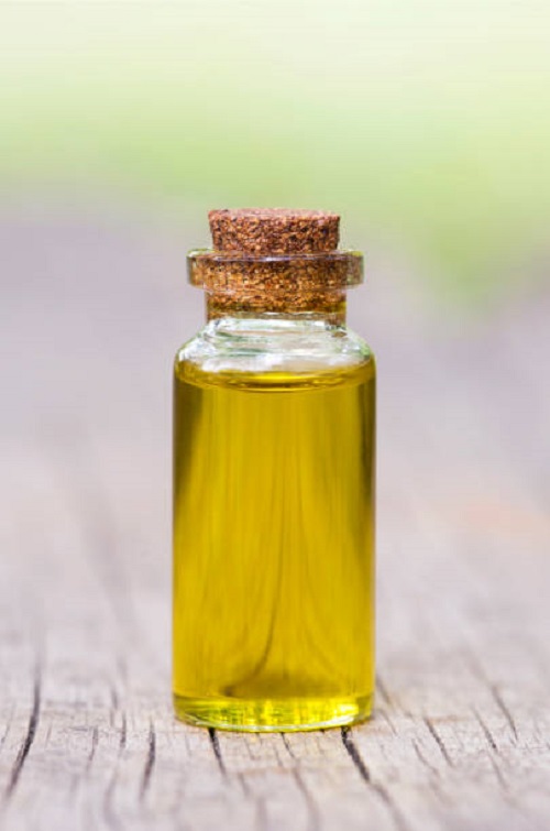 Does Tea Tree Oil Expire? 3
