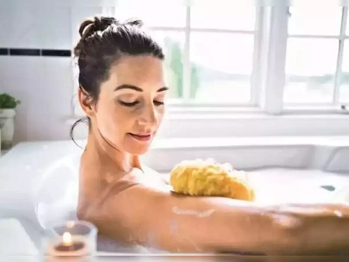 Castor Oil Bath Benefits 3
