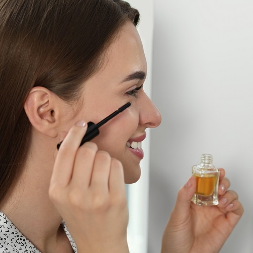 Rosemary Oil For Eyelashes 3