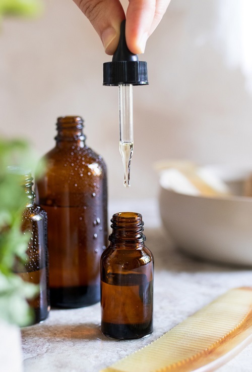 Cold-pressed castor oil