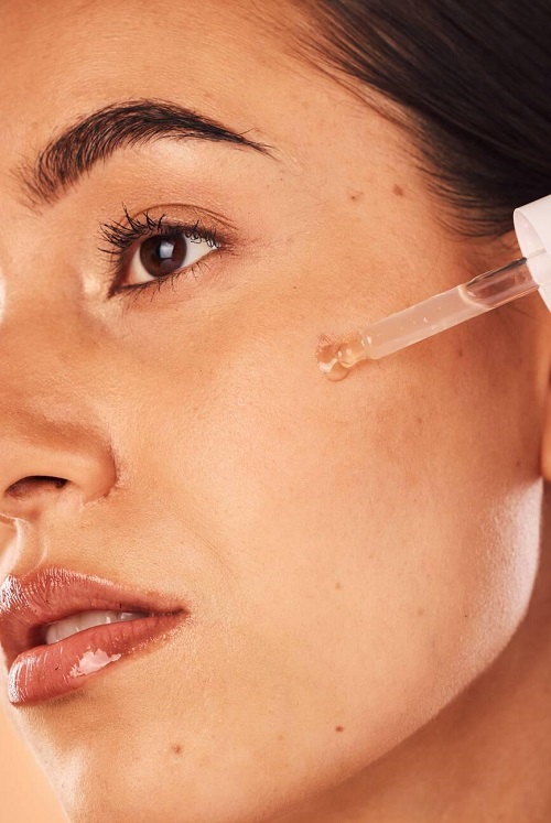 Moisturises The Skin