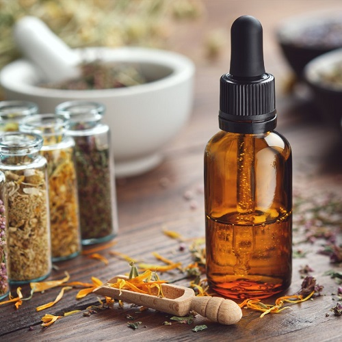 Benefits and Uses of Palmarosa Oil