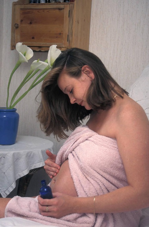 Castor Oil Side Effects And Precautions