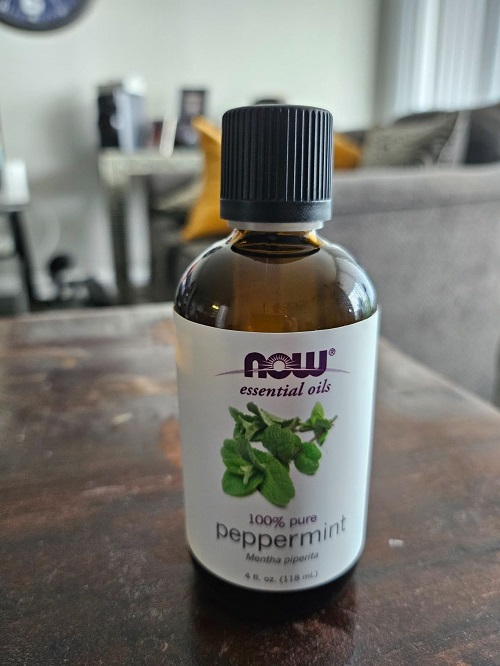 Oils That Work Better Than Pills for Relieving Headaches 2
