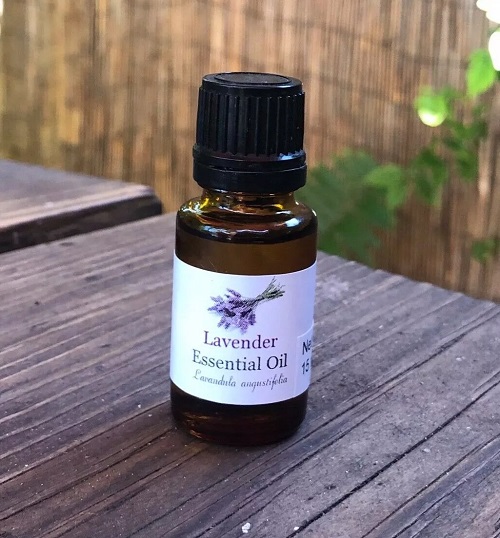 Essential oils for skin