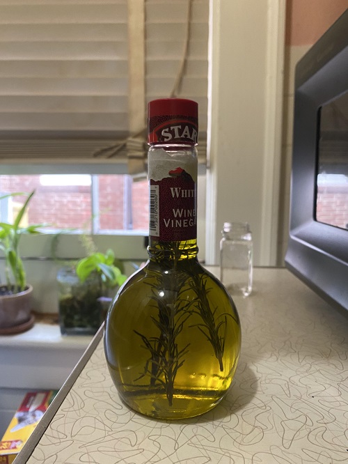 How Long Does Herb-Infused Oil Last