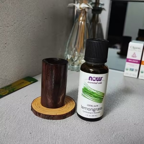 Lemongrass Essential Oil