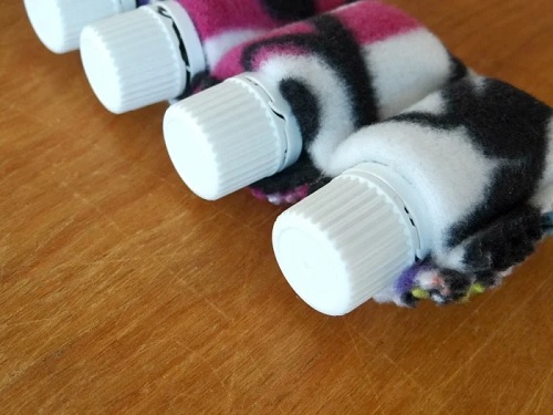 DIY essential oil roller bag ideas 5